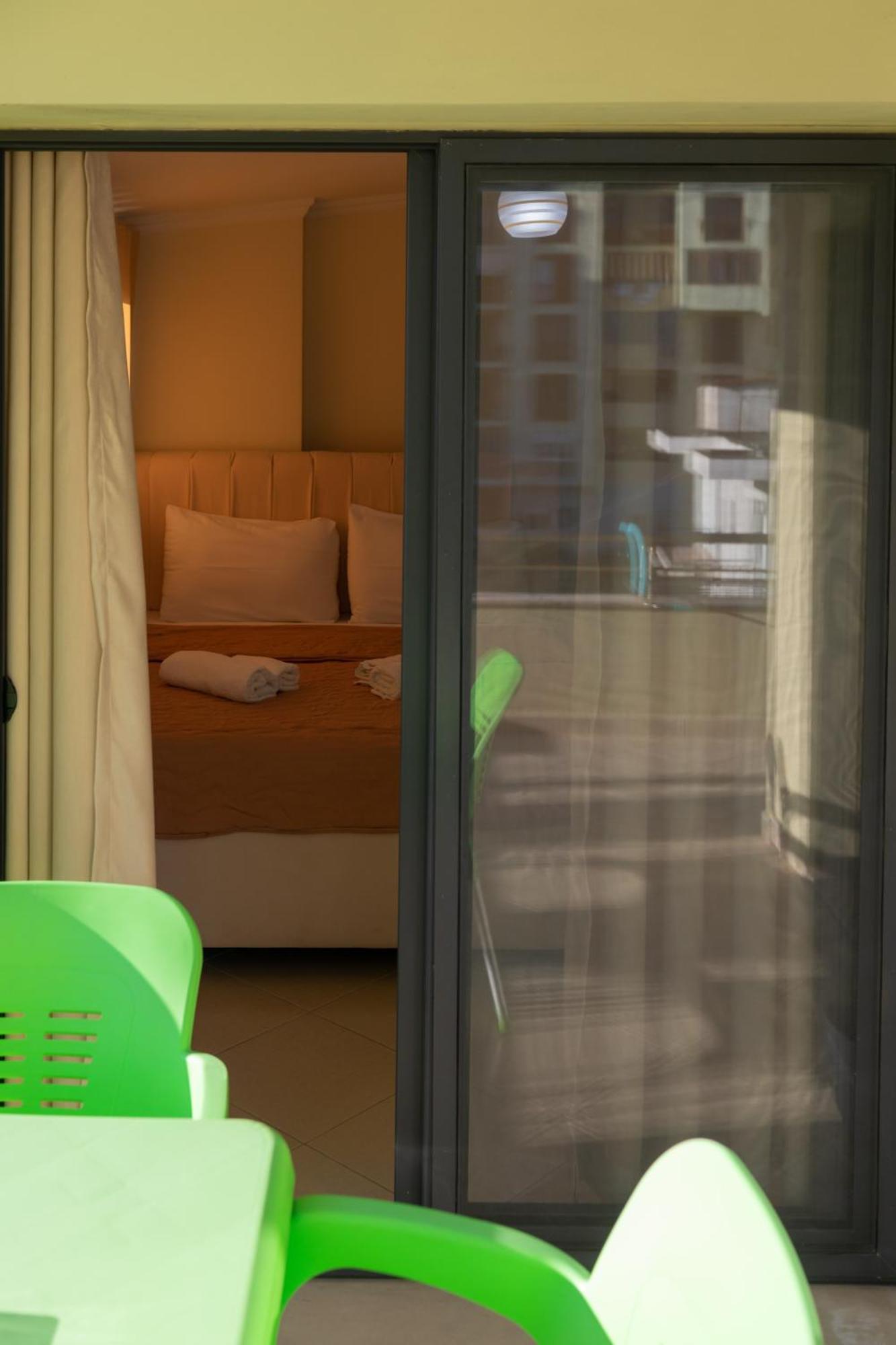 Vila Emi Apartment'S Dıraç Dış mekan fotoğraf