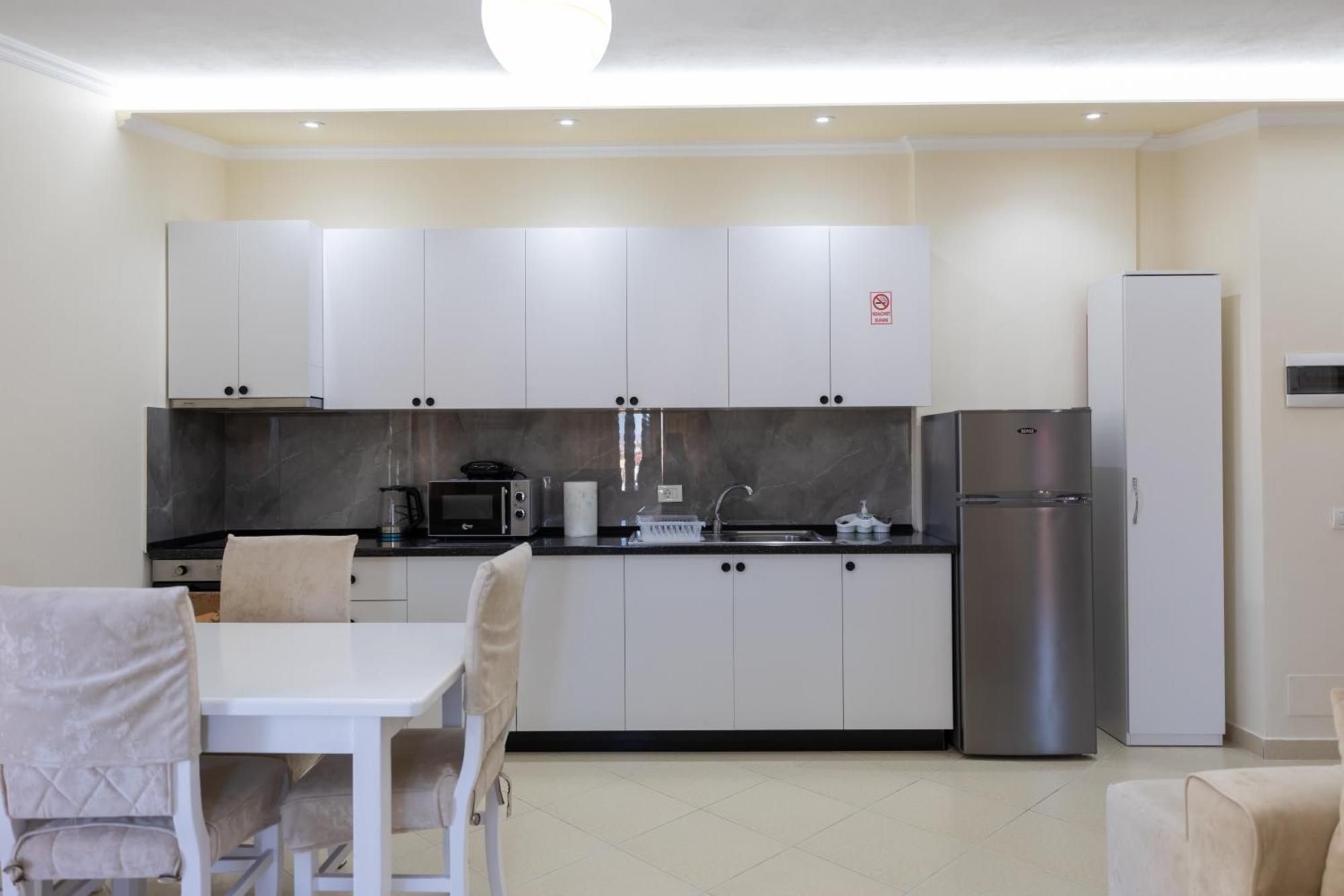 Vila Emi Apartment'S Dıraç Dış mekan fotoğraf